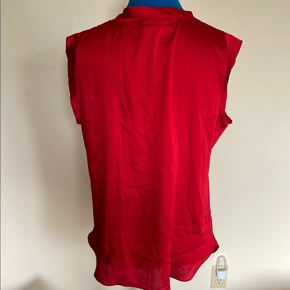 Dkny Red Sleeveless Satiny Blouse - Picture 3 of 5